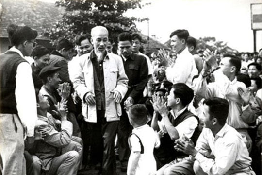 Bộ trưởng Bộ GD-ĐT Nguyễn Kim Sơn: “Chủ tịch Hồ Chí Minh là nhà giáo dục vĩ đại nhất trong thời hiện đại”