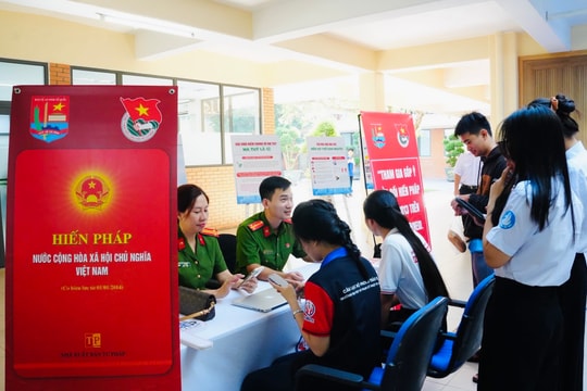 TP. Hồ Chí Minh: Linh hoạt nhiều hình thức lấy ý kiến sửa đổi Hiến pháp