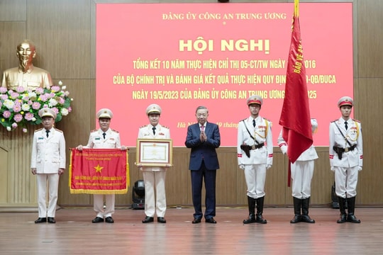 Tổng Bí thư Tô Lâm: Gắn kết chặt chẽ việc học tập, làm theo Bác với xây dựng lực lượng Công an nhân dân