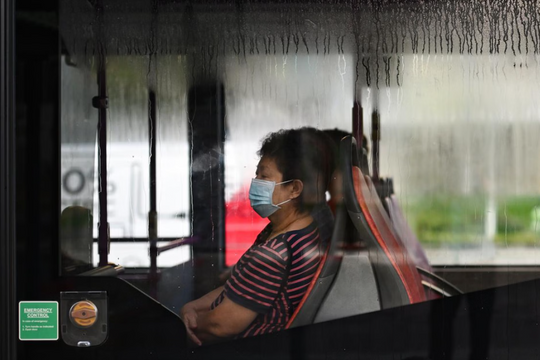 Làn sóng COVID-19 mới tấn công châu Á: Chưa đáng lo ngại