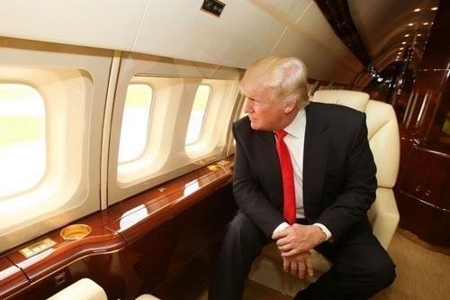 Ẩn tình bên trong cuộc săn lùng Không lực Một mới của Tổng thống Trump