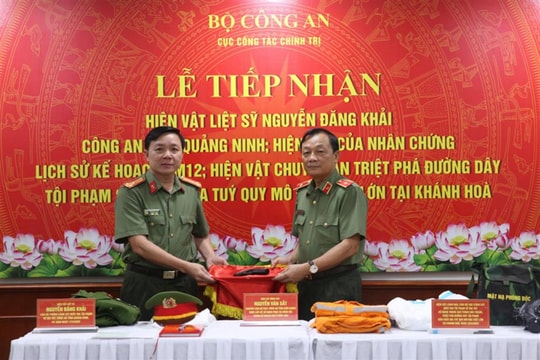 Bảo tàng Công an nhân dân tiếp nhận nhiều hiện vật được sử dụng khám phá các chuyên án lớn