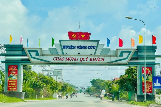 Đồng Nai: Phê bình Chủ tịch huyện Vĩnh Cửu vì cho cán bộ đi Hà Giang học tập chuyển đổi số