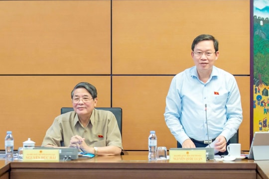 Hỗ trợ trực tiếp cho học sinh sẽ bảo đảm công bằng