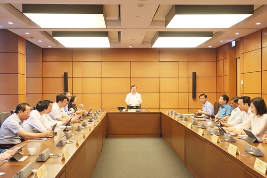 Tính toán kỹ về kinh phí triển khai phổ cập giáo dục mầm non