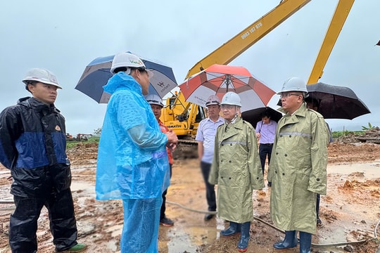 Lãnh đạo EVN kiểm tra công tác phòng chống mưa lũ