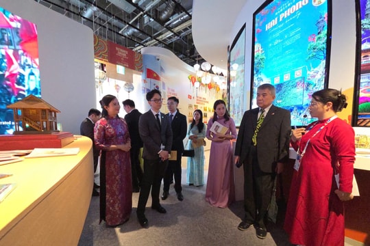 Khai mạc triển lãm về Chủ tịch Hồ Chí Minh tại EXPO 2025