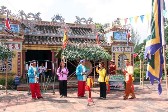 Phát triển văn hóa dân gian trong đời sống đô thị ở Đà Nẵng