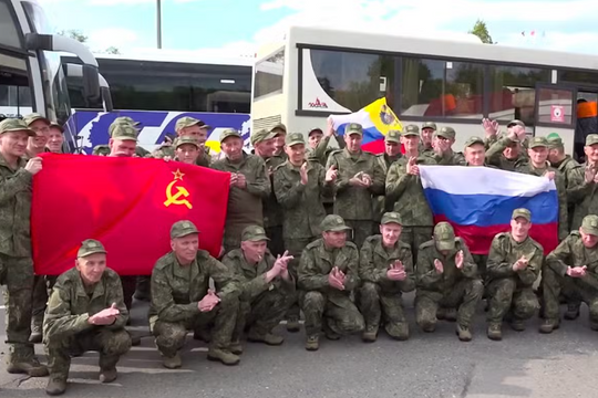 Nga – Ukraine trao đổi tù nhân, từng bước hiện thực hóa thỏa thuận