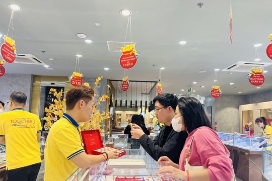 Giá vàng ngày 24/5: Chững lại trước khi bật tăng, chênh lệch trong nước và thế giới hơn 11 triệu đồng/lượng