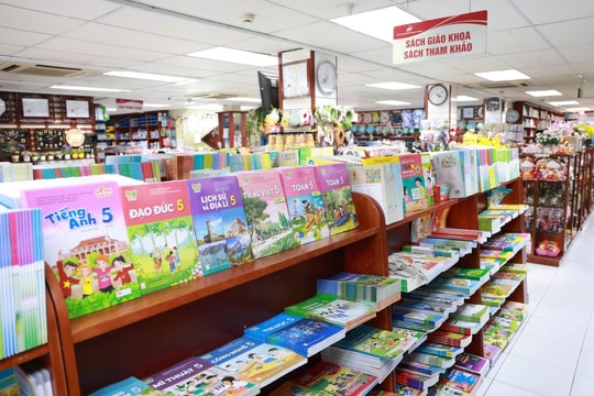 Bộ GD-ĐT sửa chương trình, sách giáo khoa sau thay đổi đơn vị hành chính cấp tỉnh