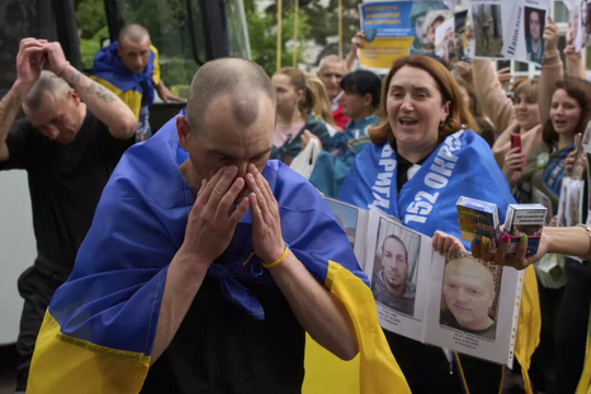 Nga - Ukraine: Sau trao đổi tù nhân, bước tiếp theo sẽ là gì?