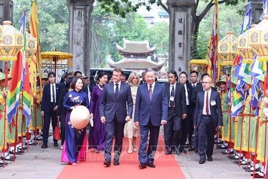 Gắn kết hơn quan hệ Việt - Pháp qua lịch sử, văn hóa