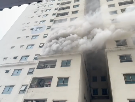 Cháy tại chung cư cao tầng ở Hoàng Mai