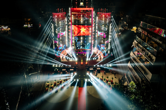 Gala âm nhạc "Vinh quang Công an nhân dân Việt Nam" đến thành phố Hồ Chí Minh