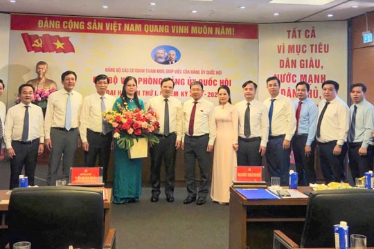 Chi bộ Văn phòng Đảng ủy Quốc hội tiến hành Đại hội nhiệm kỳ 2025 - 2027