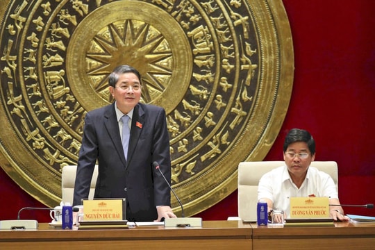 Phát huy trí tuệ đại biểu Quốc hội qua các thời kỳ vì sự phát triển bền vững