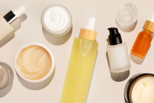 Bộ Y tế thu hồi hơn 300 phiếu công bố mỹ phẩm kem chống nắng, sữa rửa mặt… của nhiều doanh nghiệp