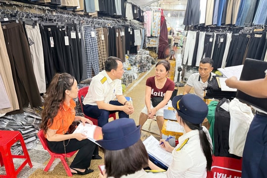 Chi cục Thuế khu vực I đẩy mạnh hỗ trợ hộ kinh doanh triển khai hoá đơn điện tử khởi tạo từ máy tính tiền