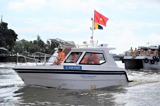 Kiên Giang: Không có vùng cấm trong xử lý vi phạm về khai thác, vận chuyển cát, sỏi