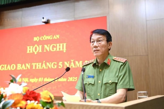 Bộ trưởng Bộ Công an: Đẩy mạnh cao điểm đấu tranh, xử lý tội phạm sản xuất, buôn bán hàng giả, buôn lậu