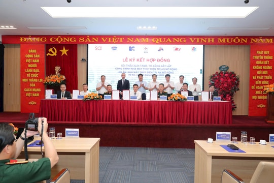 Ký hợp đồng gói thầu thi công xây lắp công trình Nhà máy Thủy điện Trị An mở rộng