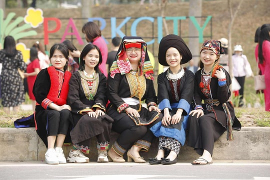 Kết hợp tri thức hiện đại và tri thức bản địa, tạo ra giá trị độc đáo