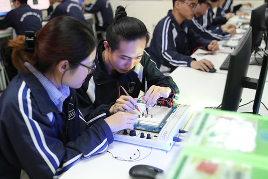 Trường Đại học Công nghệ - ĐHQGHN dự kiến bỏ xét tuyển khối D01