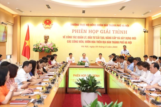 Tháo gỡ vướng mắc trong cải tạo, đầu tư công viên, vườn hoa Hà Nội