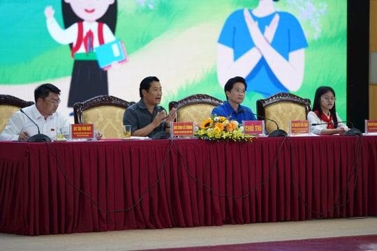 Tiếp xúc, đối thoại giữa Đại biểu Quốc hội, Đại biểu Hội đồng nhân dân với trẻ em tỉnh Lai Châu năm 2025: Lắng nghe để hành động.