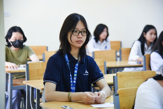 Hơn 5.700 thí sinh tranh suất vào lớp 10 trường chuyên "hot" Sư phạm Hà Nội