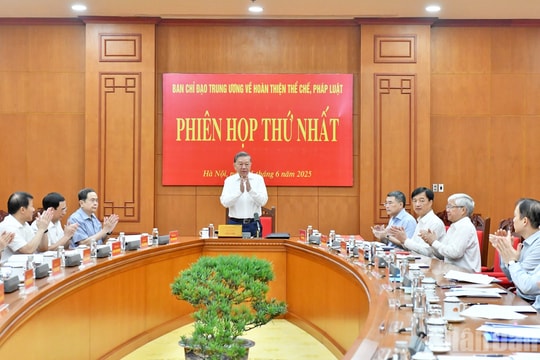 Tổng Bí thư Tô Lâm chủ trì Phiên họp thứ nhất Ban Chỉ đạo Trung ương về hoàn thiện thể chế, pháp luật