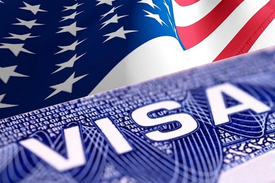 Để được “duyệt” visa Mỹ nhanh, chỉ cần trả 1.000 USD?