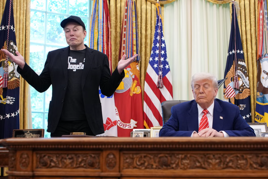 Tình đồng minh tỷ đô đổ vỡ