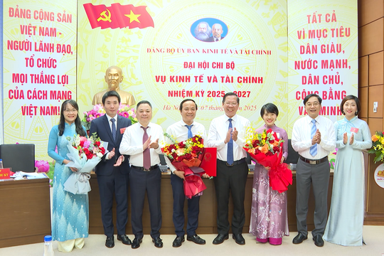 Phát huy vai trò nòng cốt, xây dựng Chi bộ Vụ Kinh tế và Tài chính trong sạch, vững mạnh