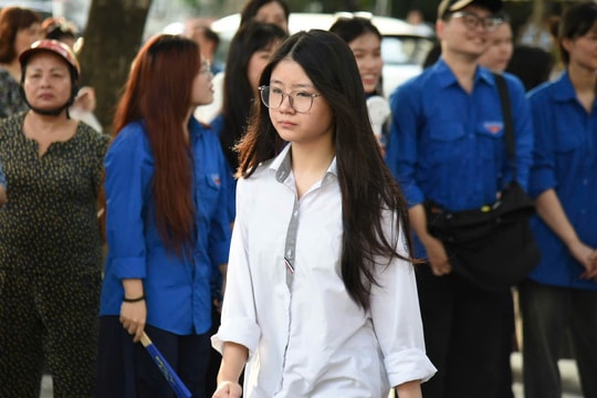 Gợi ý đáp án môn Ngữ văn thi vào lớp 10 của Hà Nội năm 2025