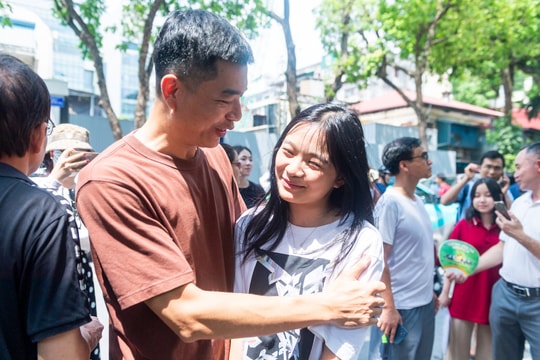 Giáo viên nhận định: Đề Toán vào lớp 10 Hà Nội vừa sức, phổ điểm sẽ từ 7 - 8