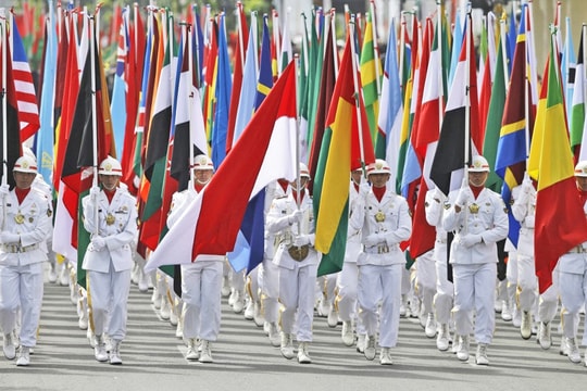 Các "cường quốc tầm trung" đang định hình trật tự thế giới mới