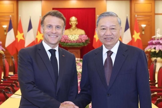 PM’s visit to France hoped to deepen bilateral friendship, cooperation in new phase