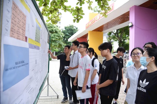 Trường Đại học Khoa học Tự nhiên, ĐHQGHN xét tuyển thêm 18 tổ hợp mới