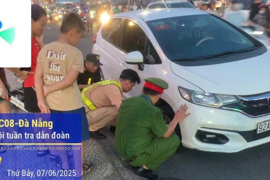 CSGT Đà Nẵng kịp thời hỗ trợ người dân gặp sự cố trên cầu Rồng
