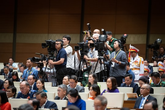 Báo chí chuyển mình trong kỷ nguyên số