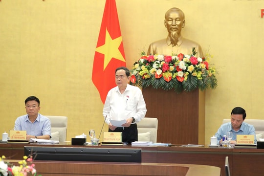 NGHỊ QUYẾT Về việc sắp xếp các đơn vị hành chính cấp xã của tỉnh Quảng Ngãi năm 2025