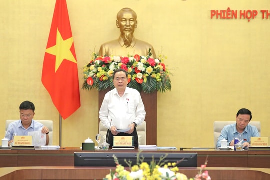 Dốc toàn lực cho những quyết sách định hình tương lai đất nước