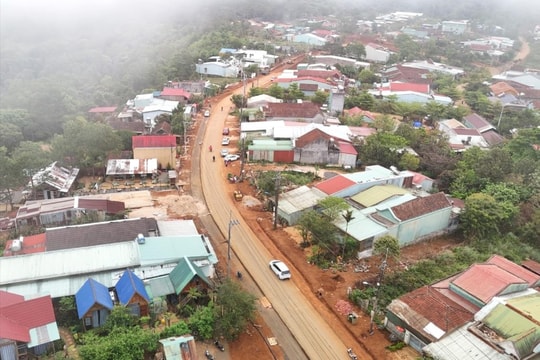 Kon Tum: Không để xảy ra đình trệ, gián đoạn đầu tư công từ việc sắp xếp, sáp nhập đơn vị hành chính