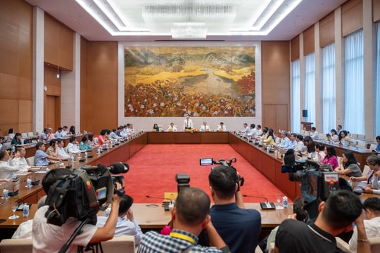 Bài cuối: Tiếp tục đổi mới, giữ gìn cốt cách, bản lĩnh, nâng cao uy tín báo chí cách mạng trong kỷ nguyên mới