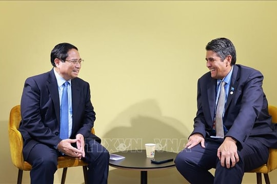 Thủ tướng Phạm Minh Chính gặp Tổng thống Palau nhân Hội nghị UNOC 3