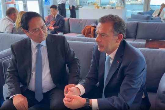 Vietnamese, Portuguese PMs seek stronger bilateral ties