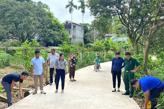 Cuộc cách mạng từ bên trong bộ máy