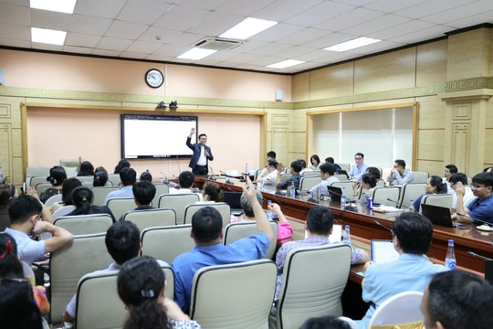 Nâng cao năng lực làm chủ công nghệ AI cho nhân viên y tế